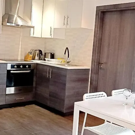 Dezo Luxury Town Larnaca