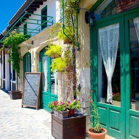 Dezo Luxury Town Lejlighed