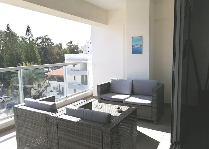 Dezo Luxury Town Larnaca