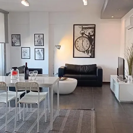 Dezo Center