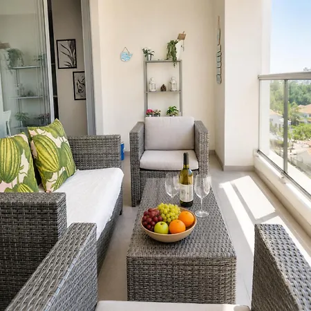 Apartamento Dezo Center Larnaca