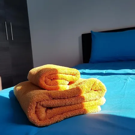 Dezo Luxury Town Апартаменты *