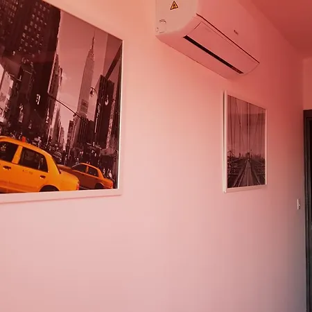 Апартаменты Dezo Luxury Town *